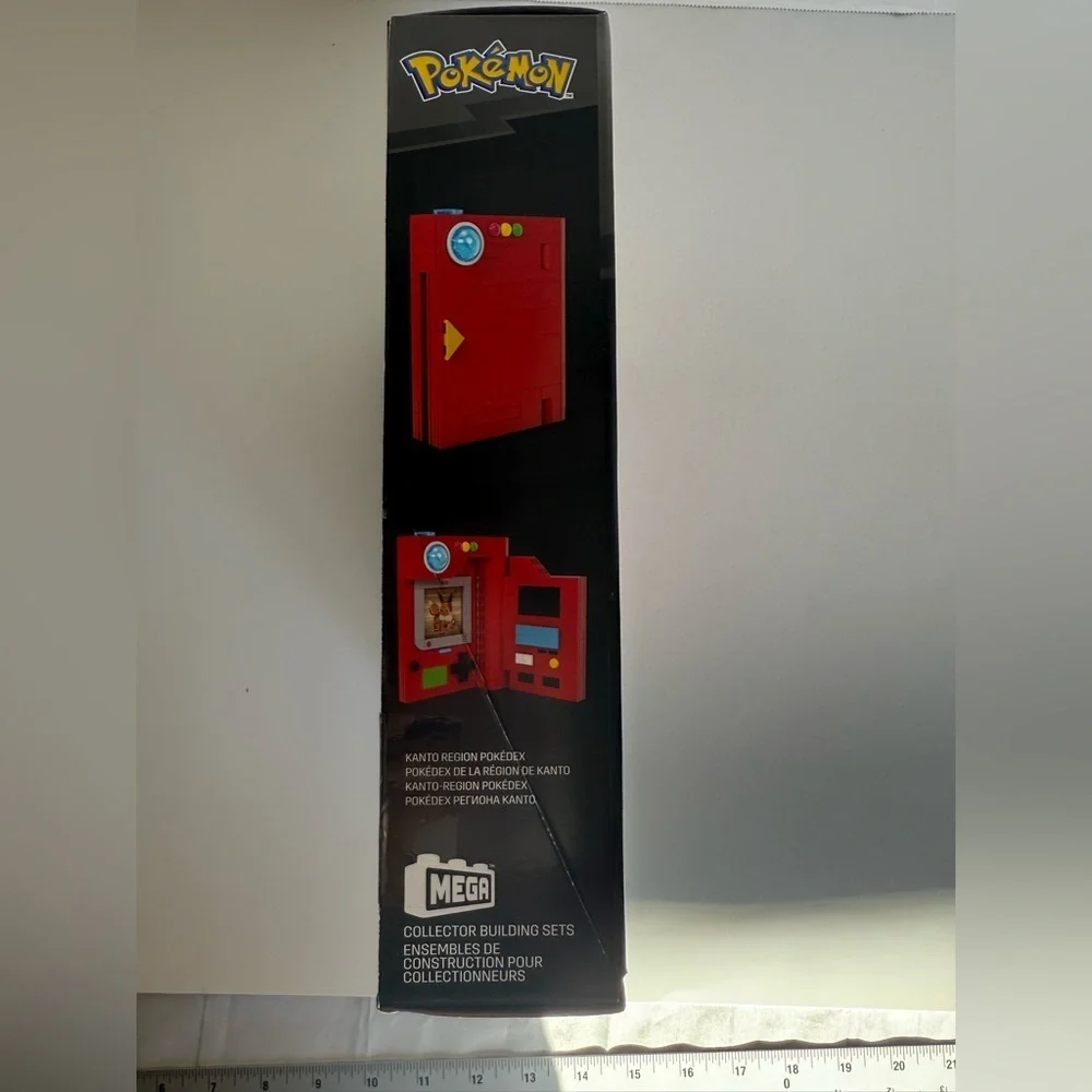MEGA Pokémon Building Toys Set, Kanto Region Pokédex with 322 Pieces